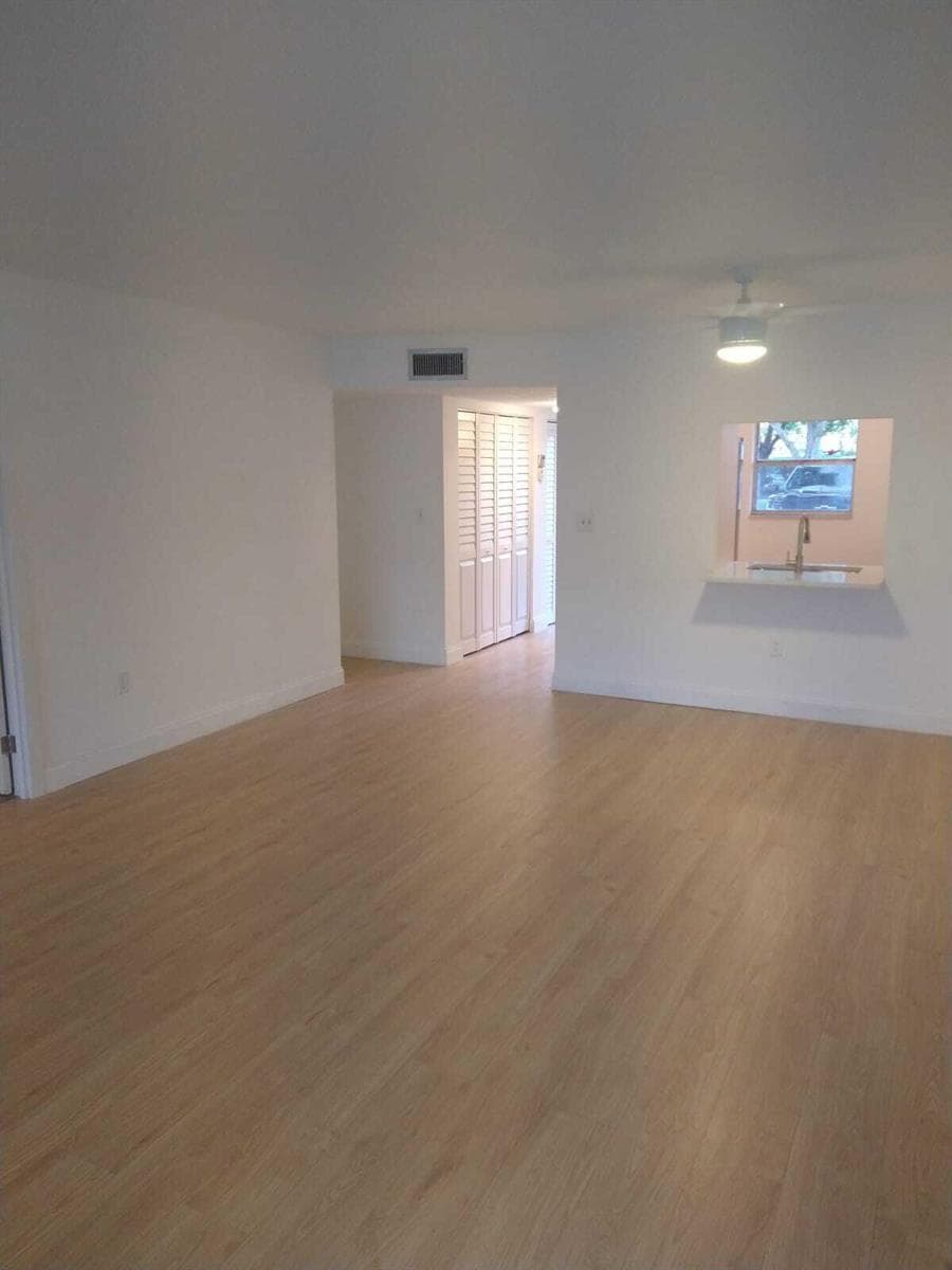 8321 Sands Point Boulevard # D109, Tamarac FL 33321 photo 5