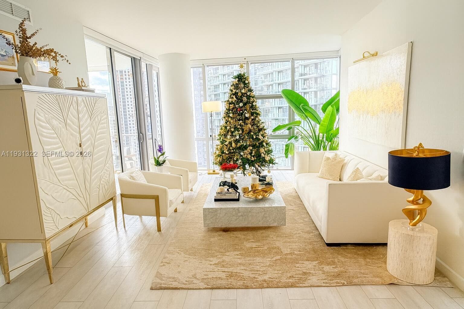 851 NE 1st Ave # 2212, Miami FL 33132 photo 3