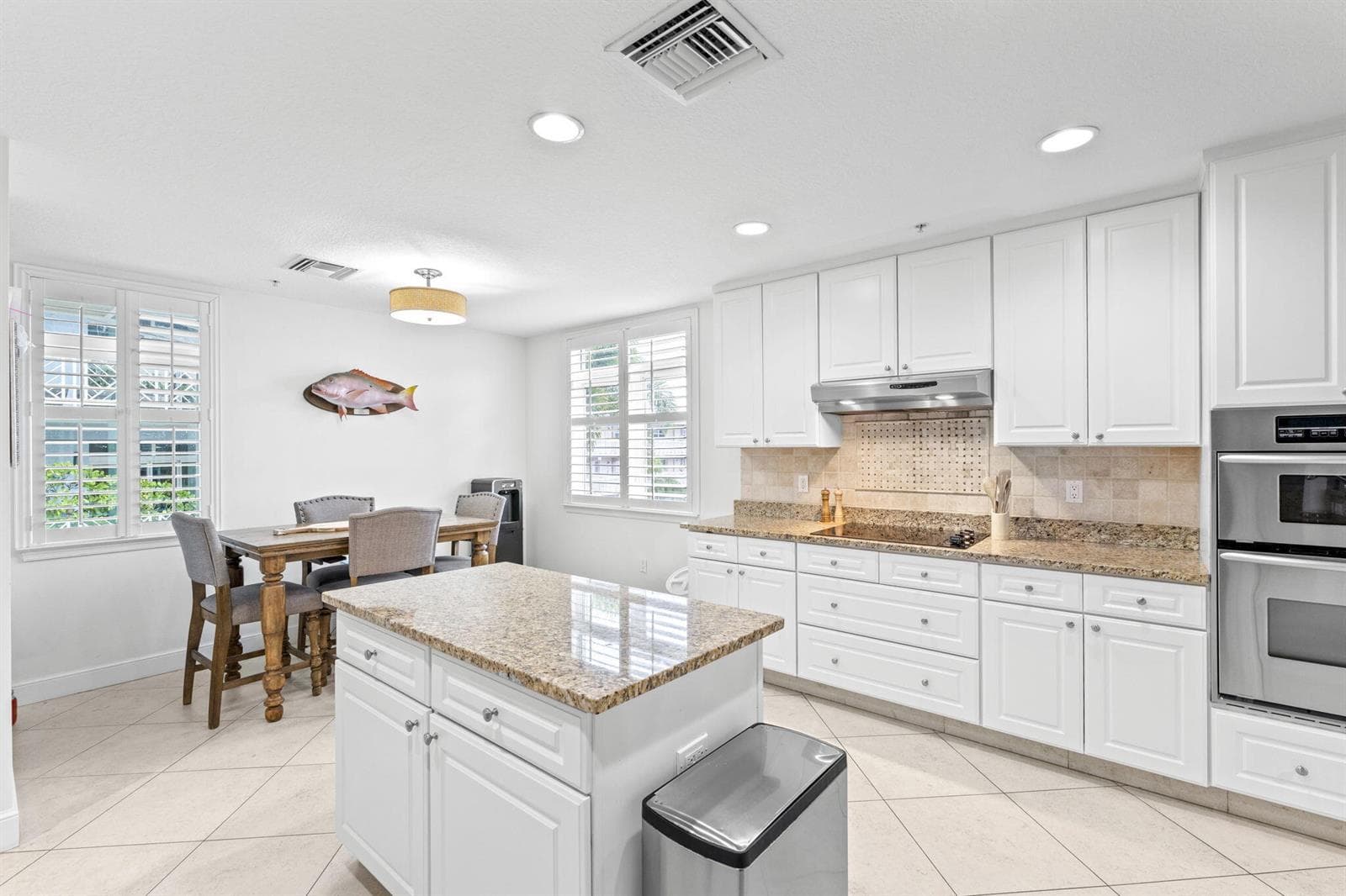 305 E Ocean Avenue # Th-7, Lantana FL 33462 photo 2