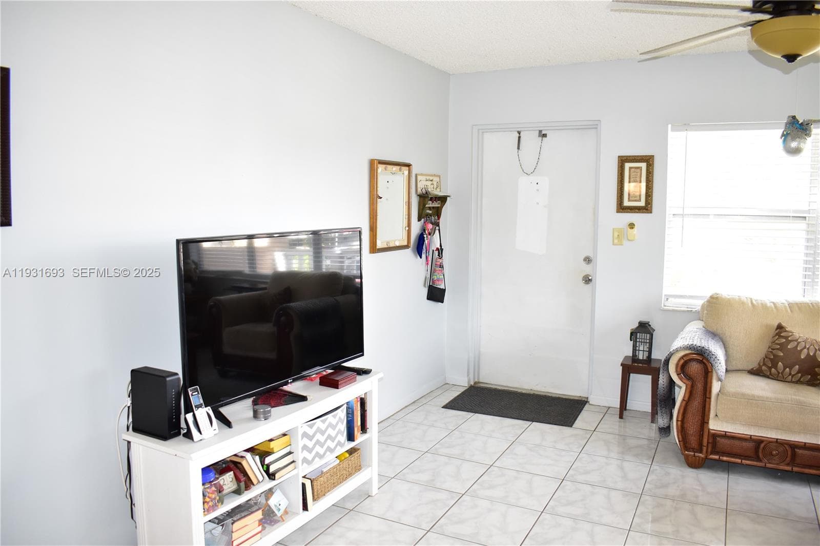 9141 Sunrise Lakes Blvd # 201, Sunrise FL 33322 photo 4