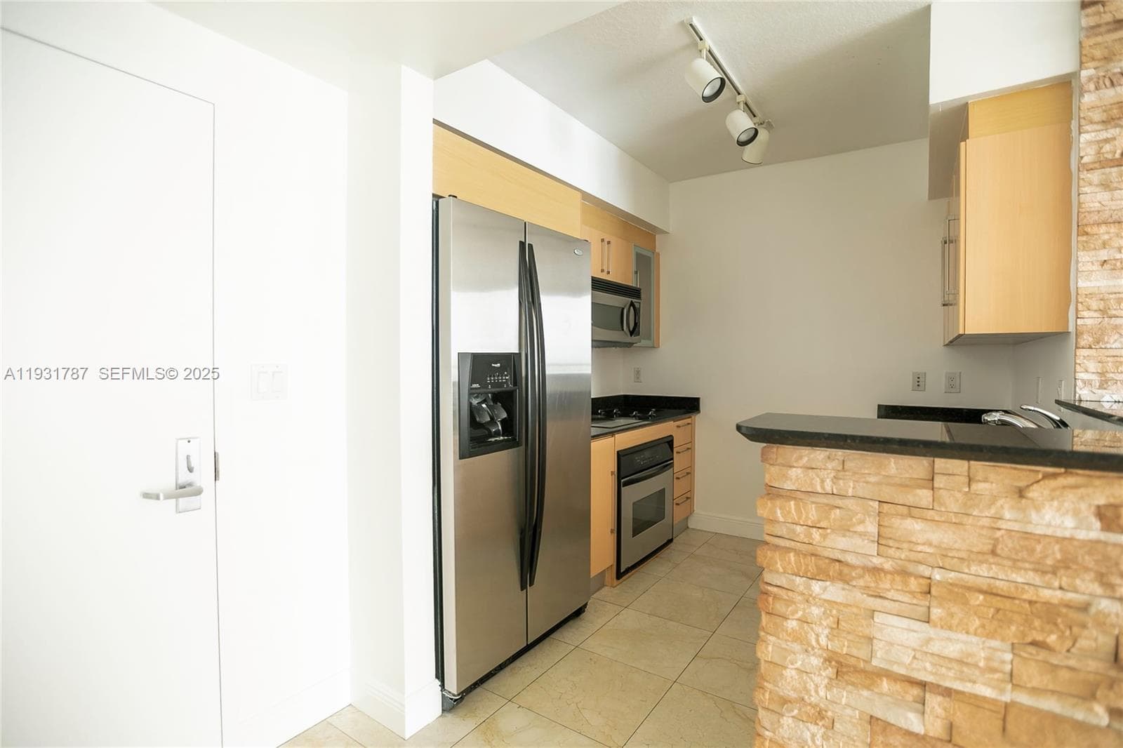 335 S Biscayne Blvd # 2710, Miami FL 33131 photo 4