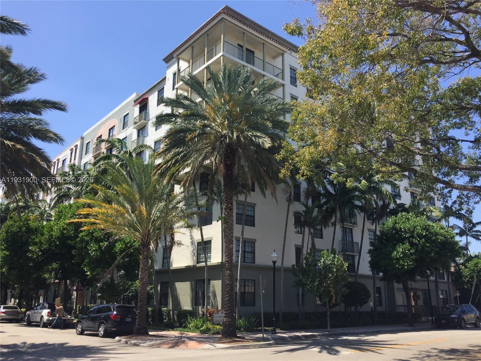 1919 Van Buren St # 219A, Hollywood FL 33020