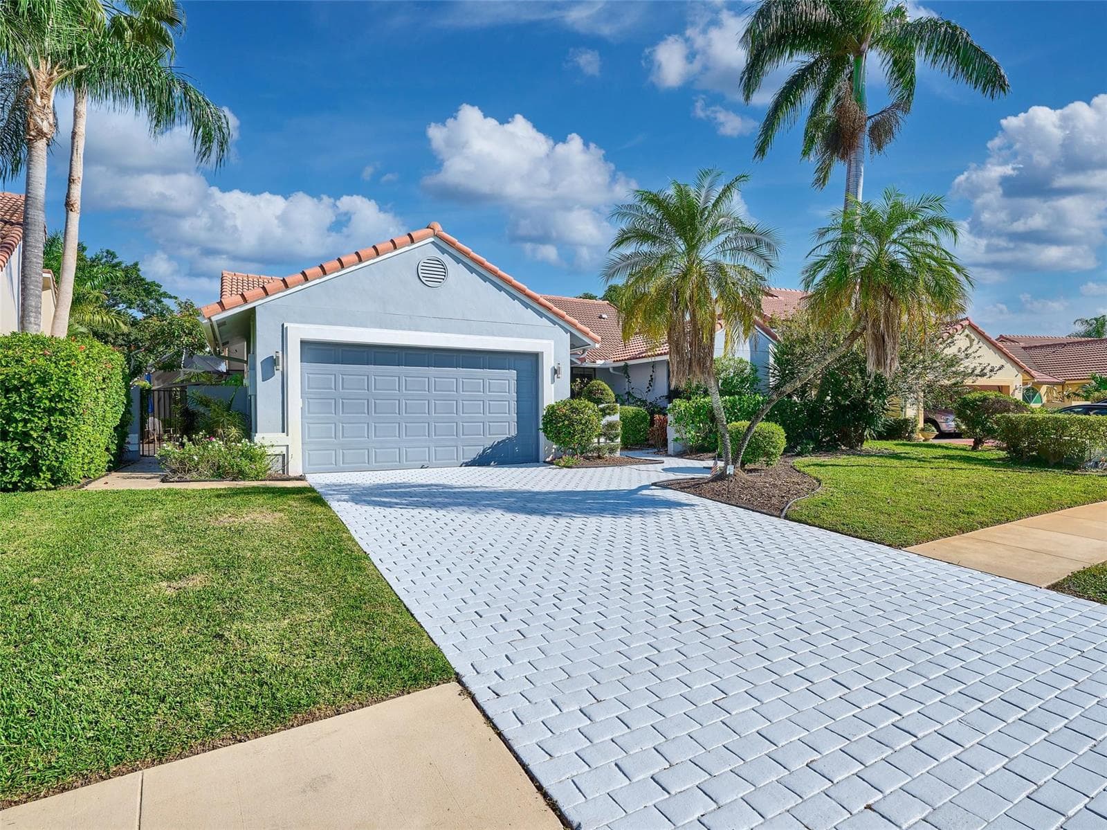 19284 Cherry Hills Terrace, Boca Raton FL 33498 photo 2
