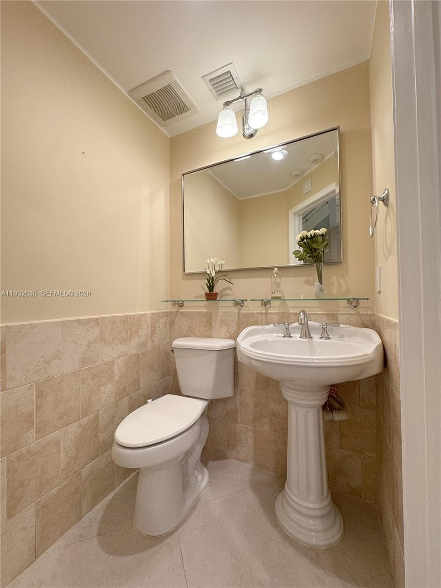 610 Misty Oaks Ln, Pompano Beach FL 33069 photo 5