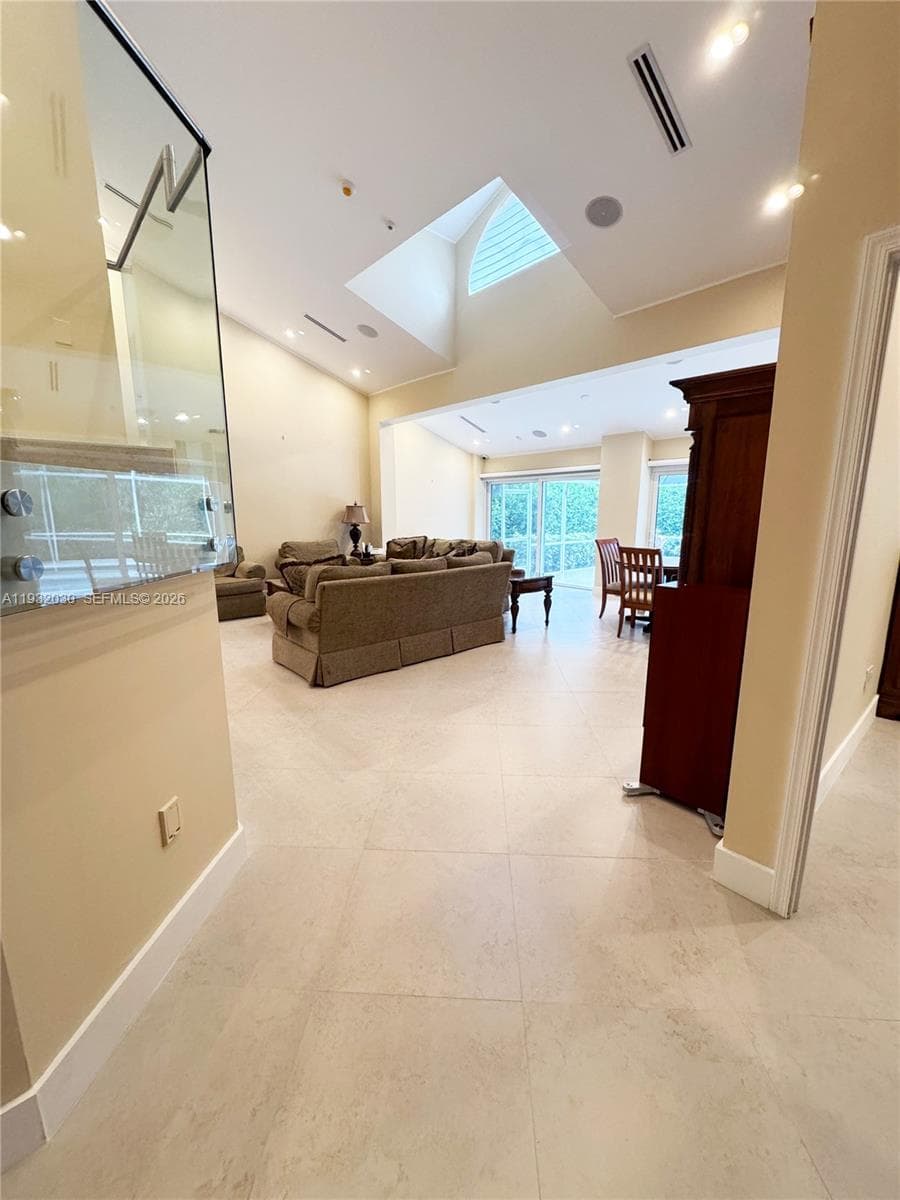 610 Misty Oaks Ln, Pompano Beach FL 33069 photo 4