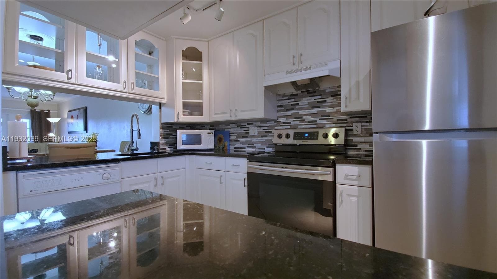 470 Paradise Isle Blvd # 309, Hallandale Beach FL 33009 photo 3