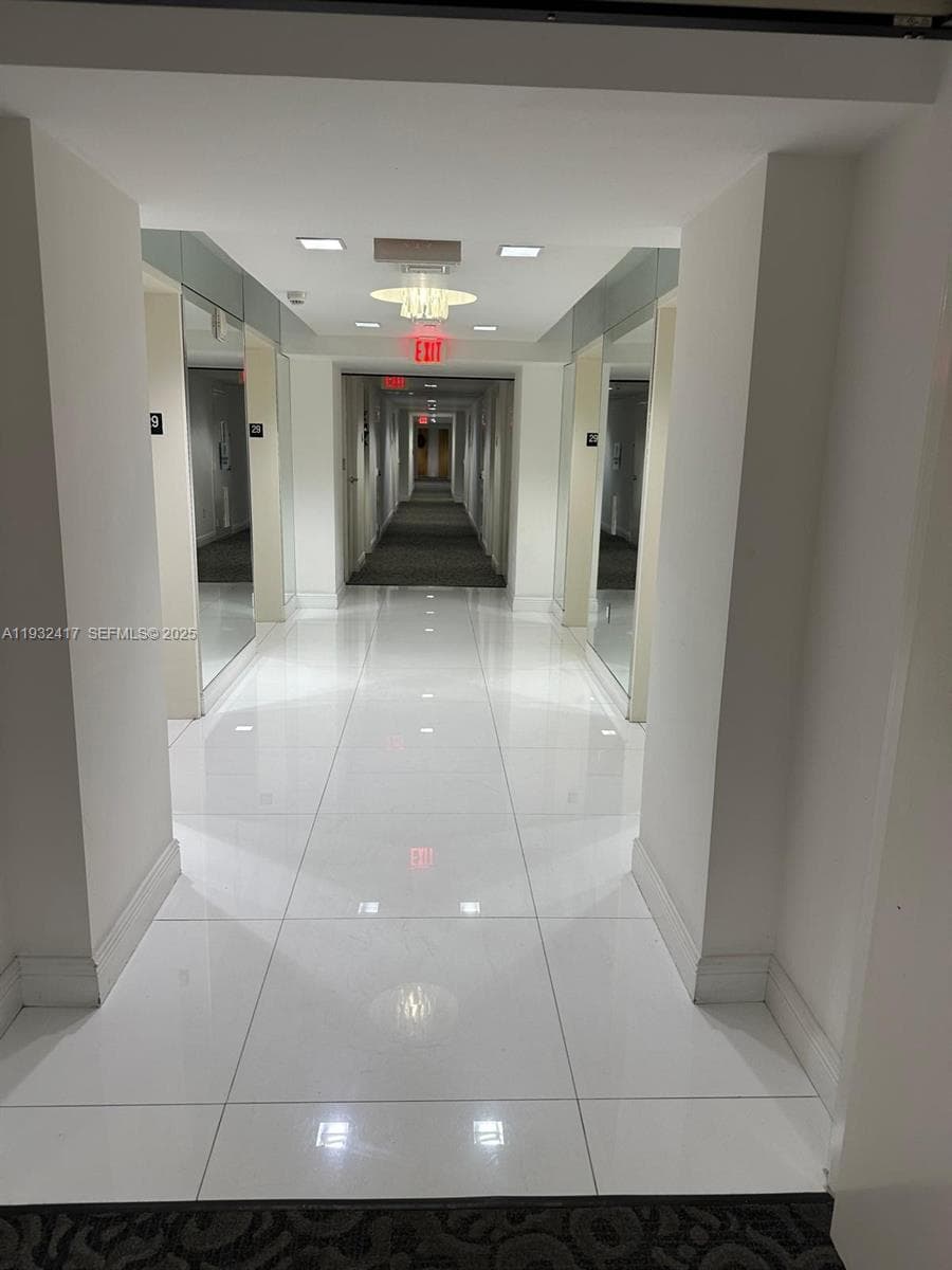 350 S Miami Ave # 2913, Miami FL 33130 photo 4