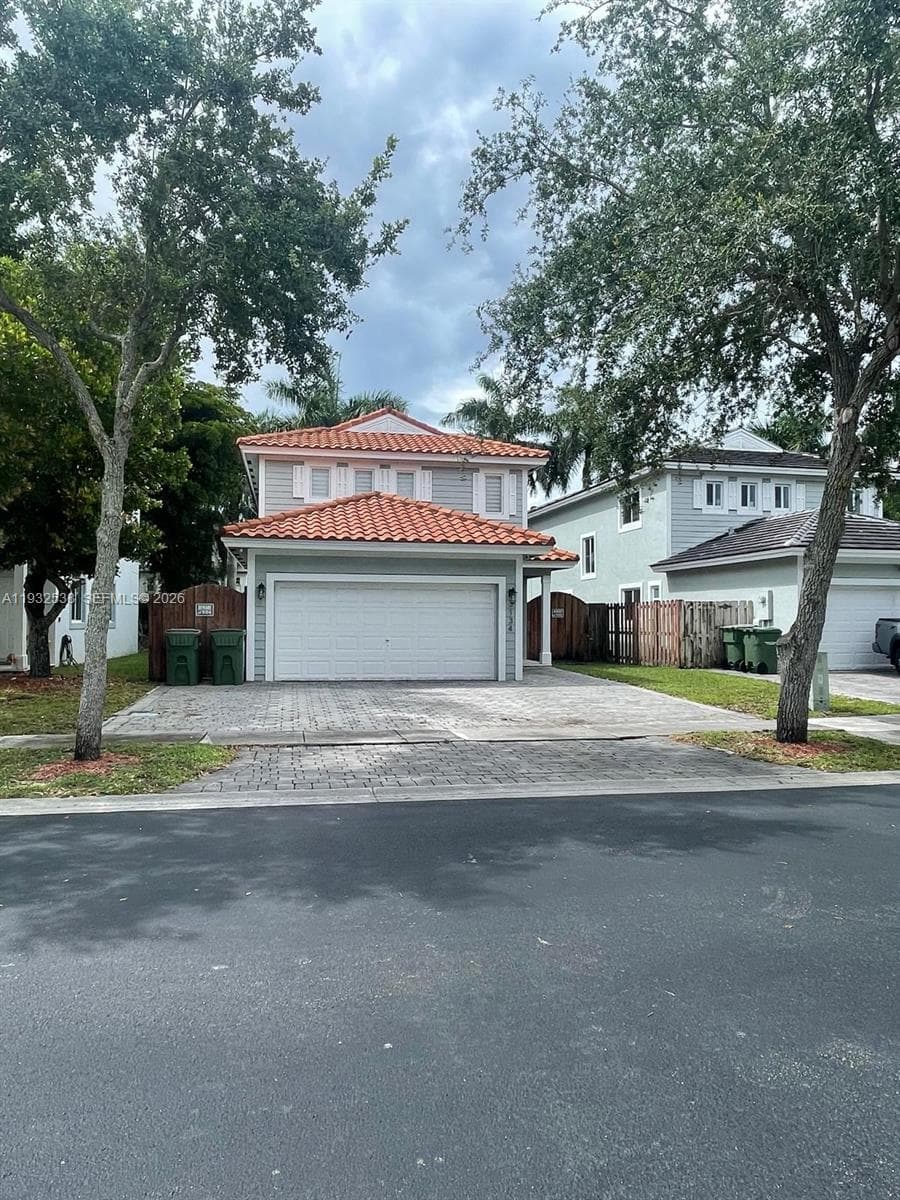 3134 NE 3rd Dr, Homestead FL 33033 photo 2