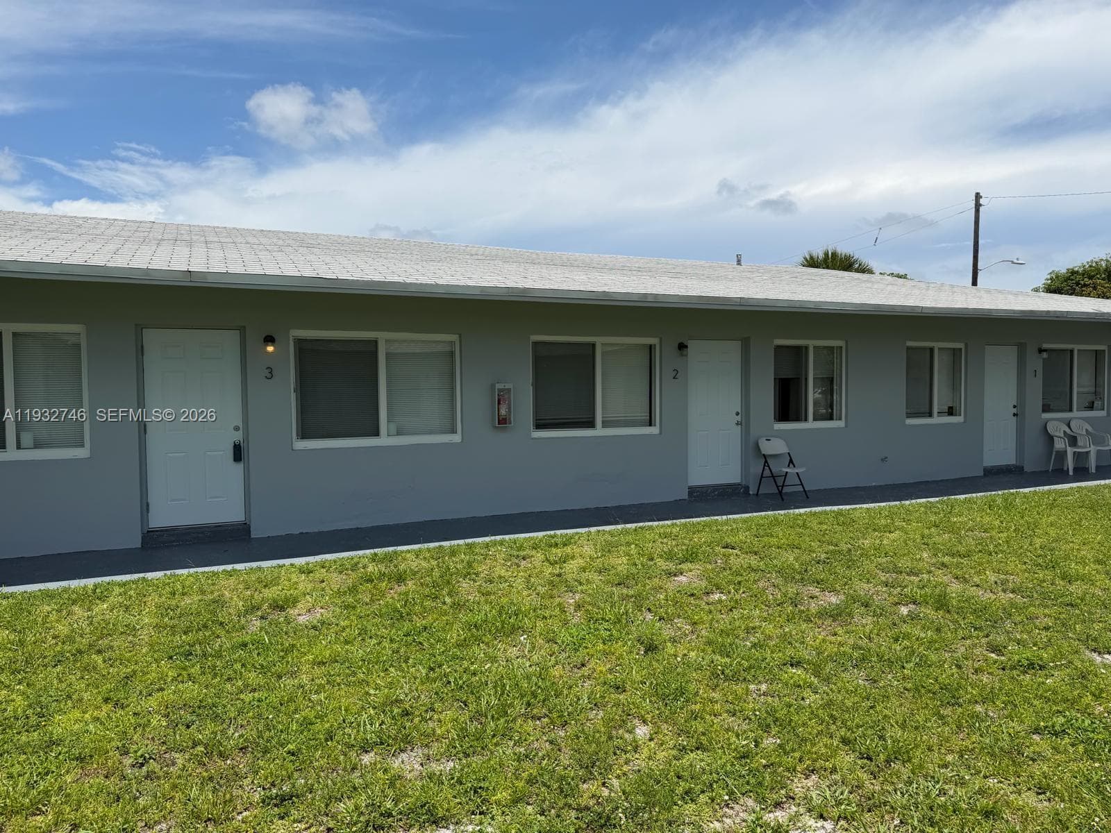 831 NW 1st Ave, Fort Lauderdale FL 33311 photo 2