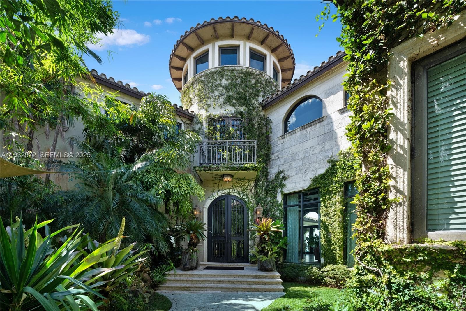 10330 W Broadview Dr, Bay Harbor Islands FL 33154