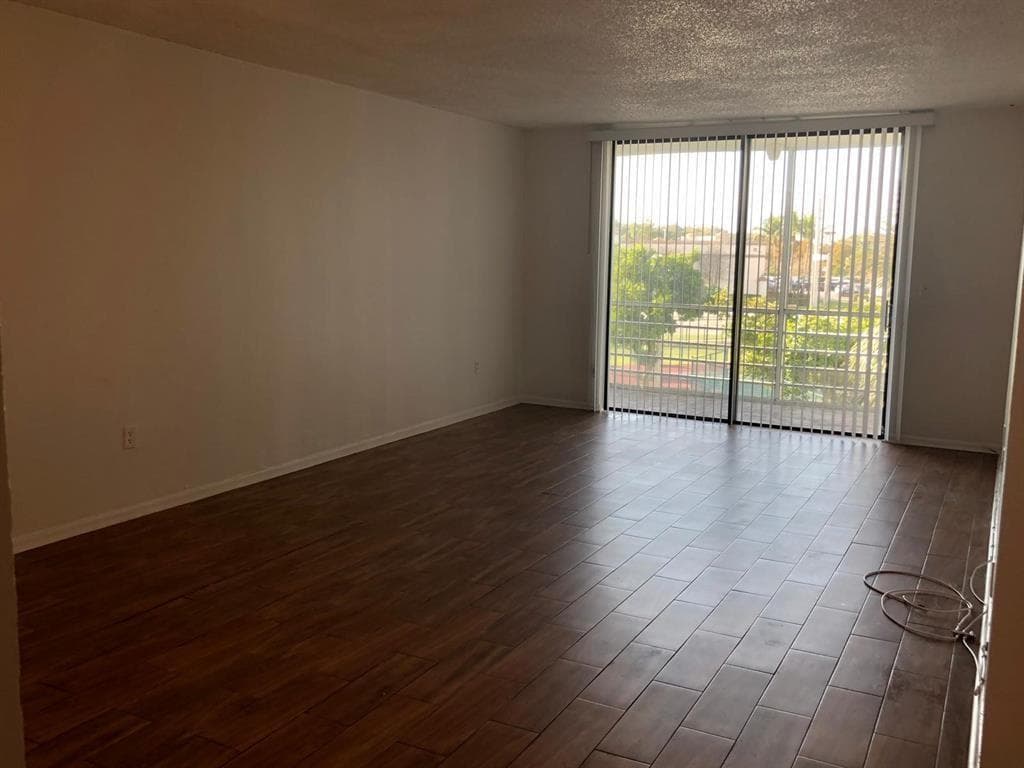 1800 SW 81st Avenue # 1304, North Lauderdale FL 33068 photo 3