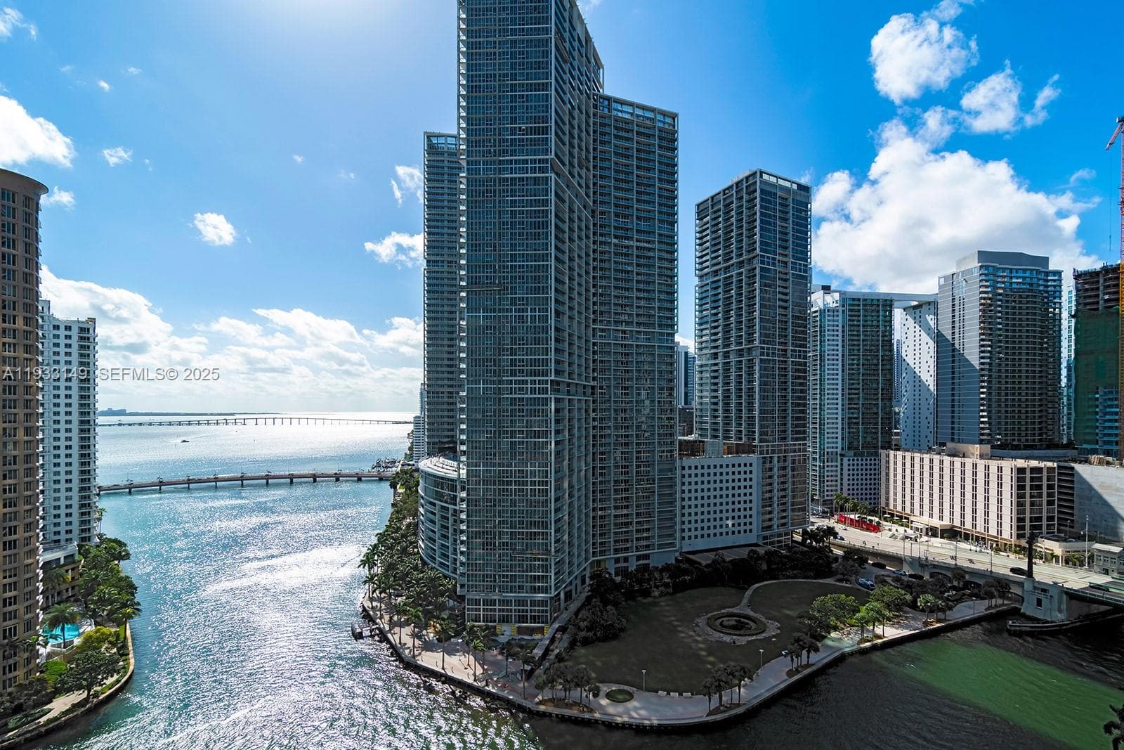 300 Biscayne Blvd Way # 1901, Miami FL 33131 photo 5