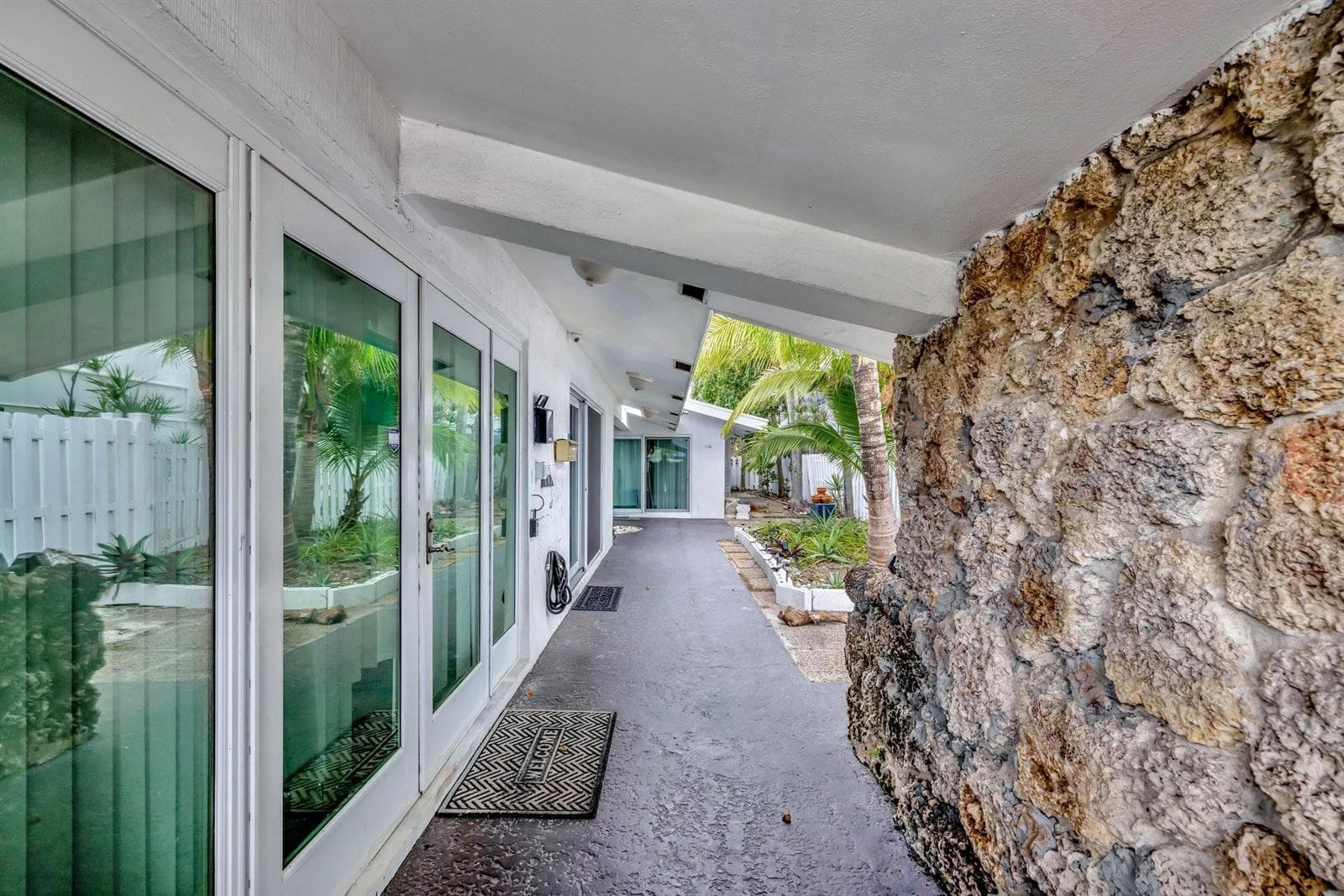 4548 N Ocean # 4, Lauderdale By The Sea FL 33313 photo 5