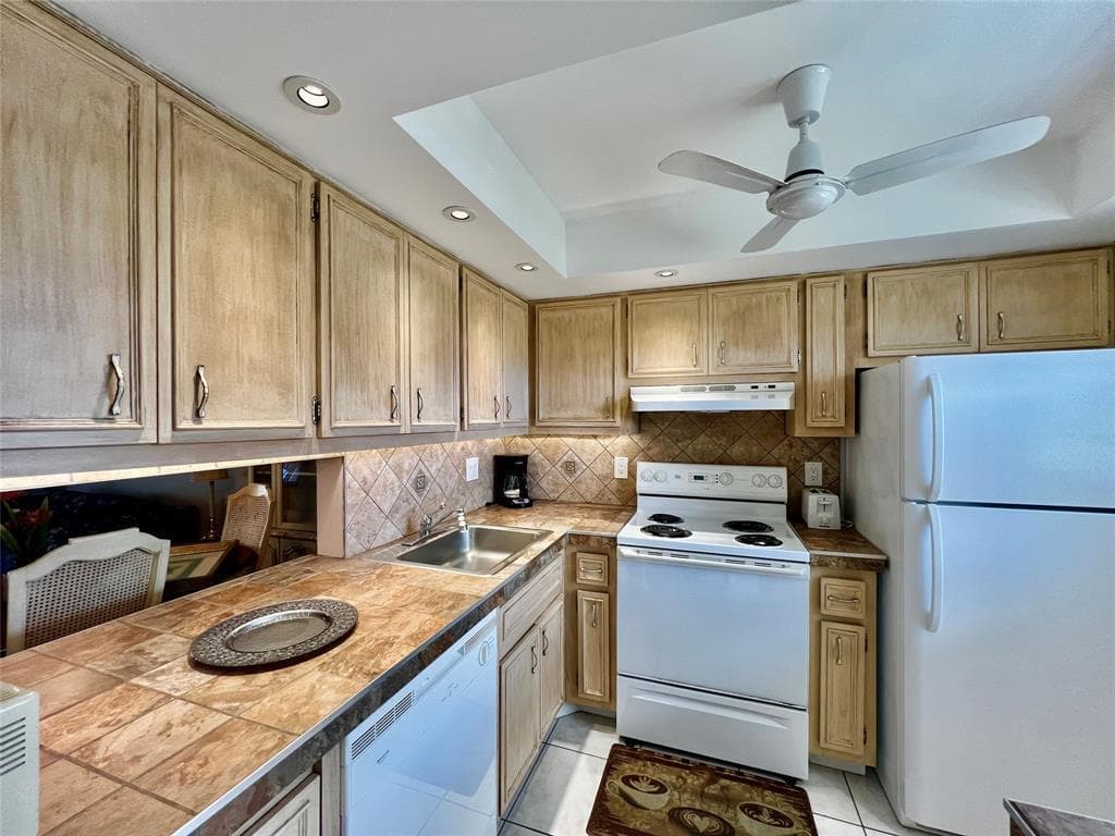 2800 NW 47th Terrace # 106b, Lauderdale Lakes, FL 33313 photo 3