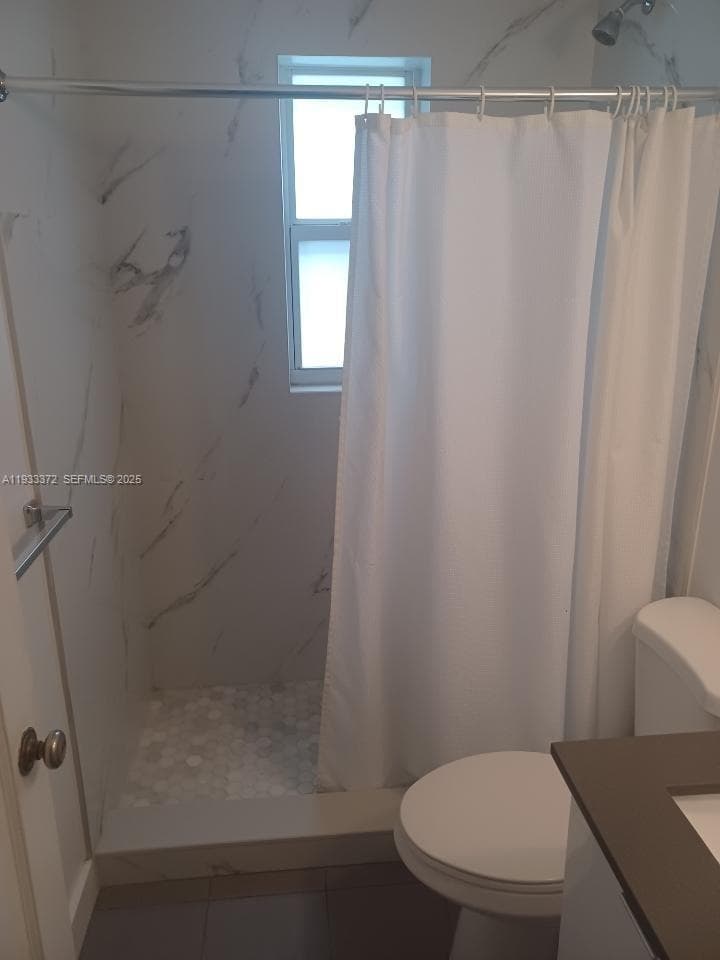 6950 Byron Ave # 2, Miami Beach FL 33141 photo 5