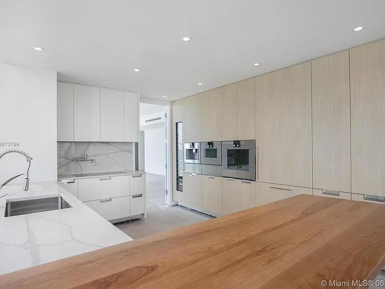 15701 Collins Avenue # 701, Sunny Isles Beach FL 33160 photo 4