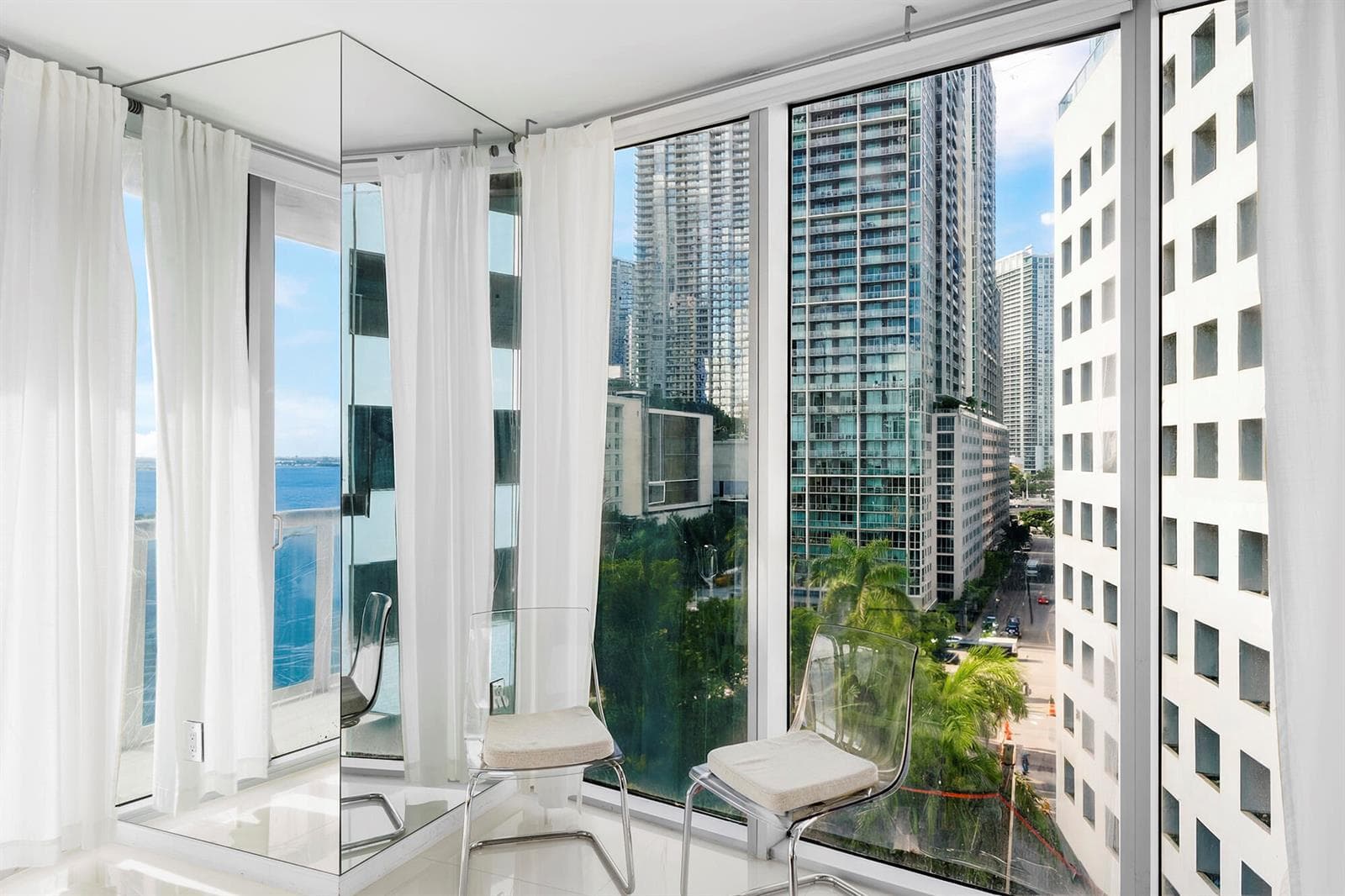 495 Brickell Avenue # 911, Miami FL 33131 photo 3