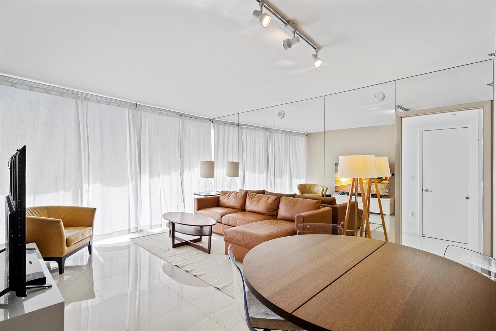 495 Brickell Avenue # 911, Miami FL 33131 photo 5