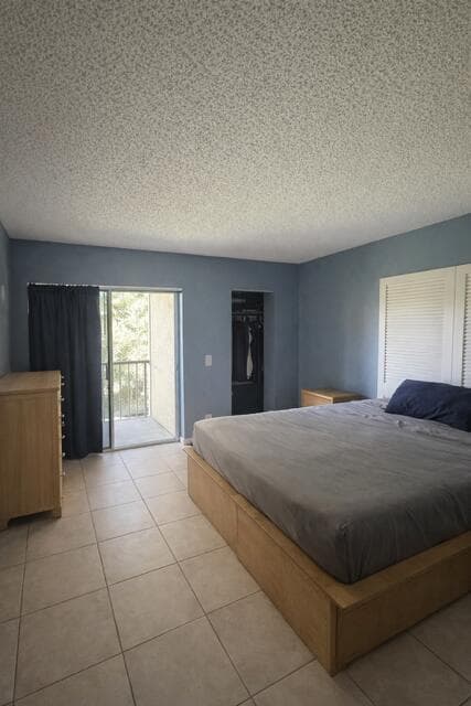 416 Meadows Circle, Boynton Beach FL 33436 photo 2