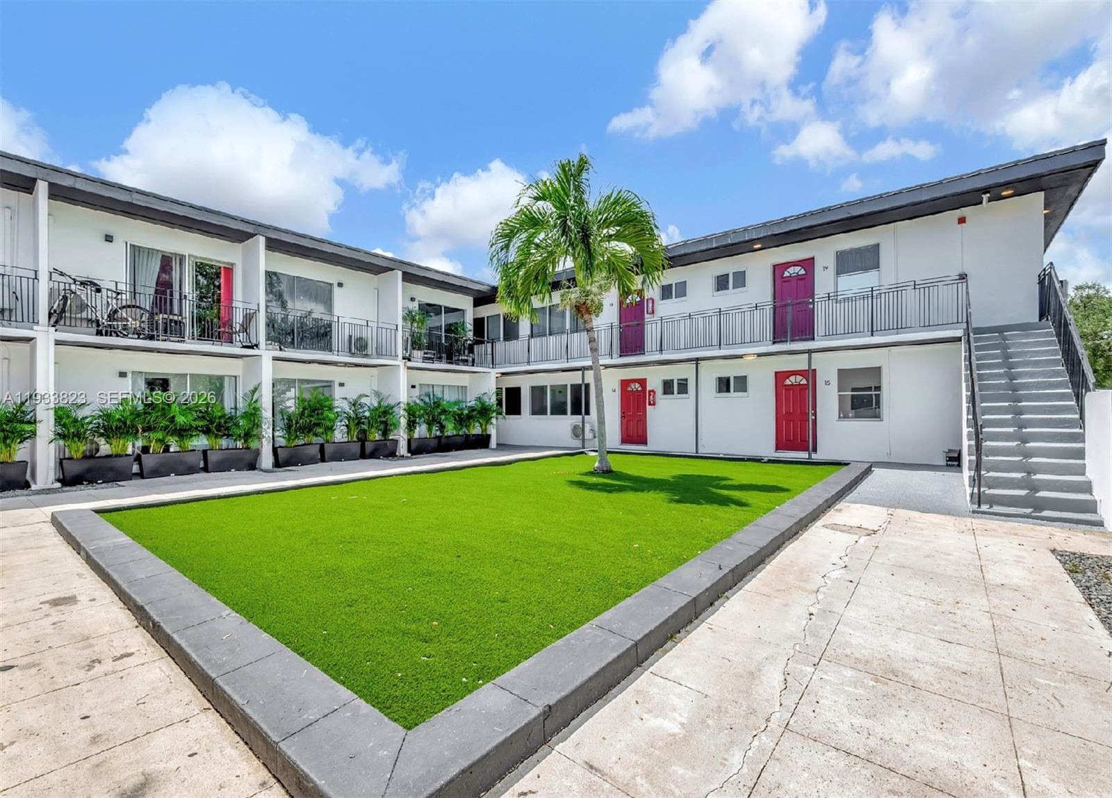 14280 NE 6th Ave, North Miami FL 33161 photo 3