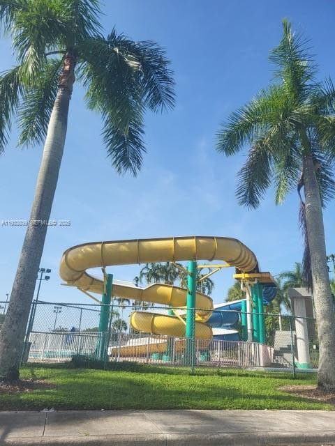 13012 NW 8th St, Pembroke Pines FL 33028 photo 3