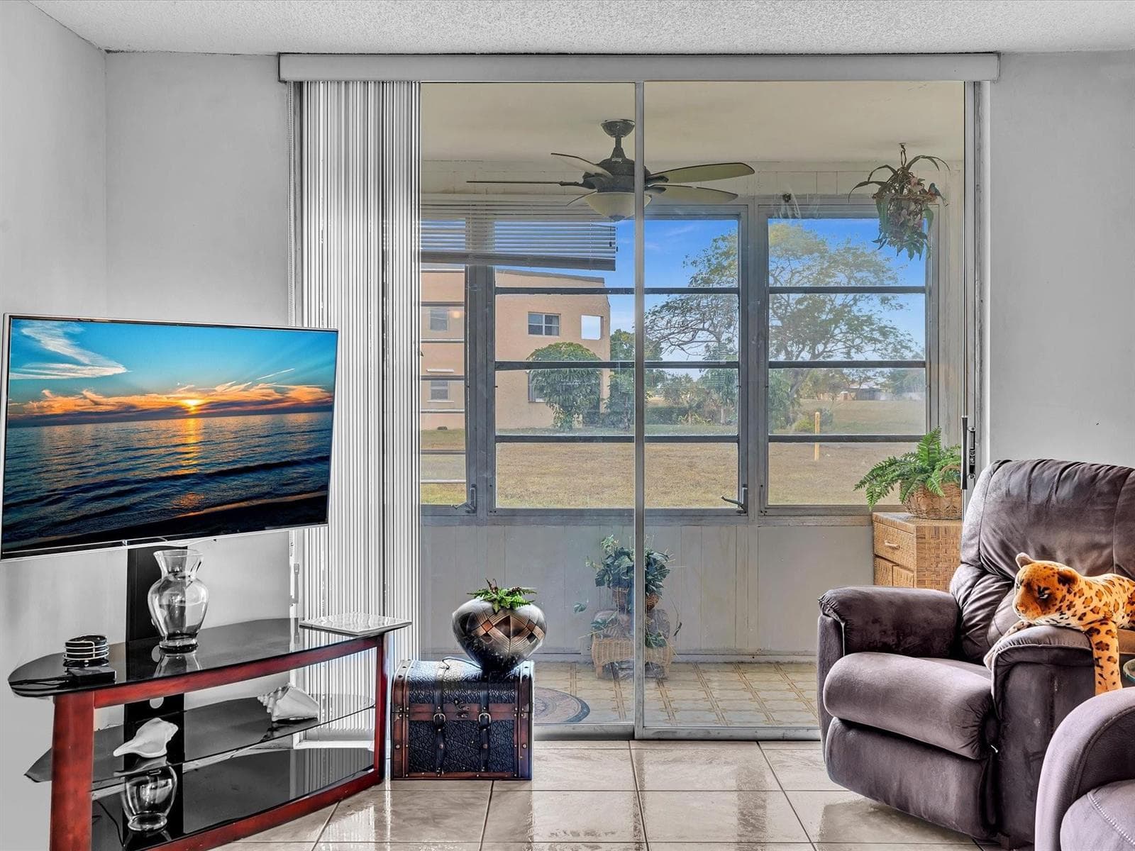 9041 Sunrise Lakes Boulevard # 113, Sunrise FL 33322 photo 4