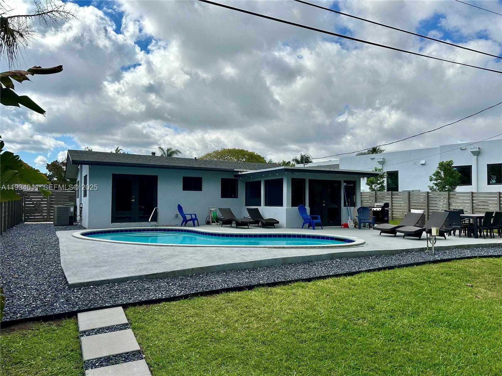 513 NW 30th St, Wilton Manors FL 33311 photo 4