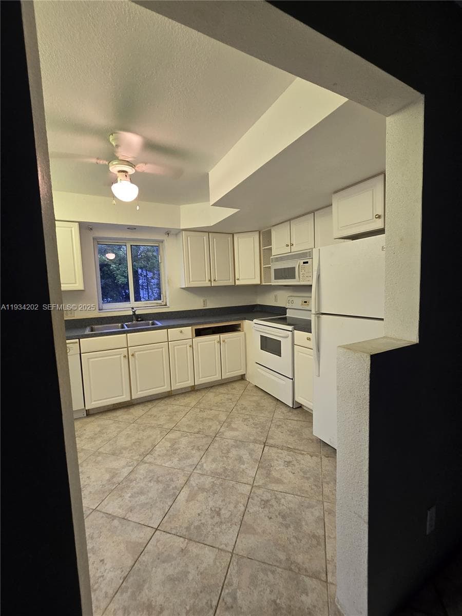 3201 SE 12th St # B3, Pompano Beach FL 33062 photo 5