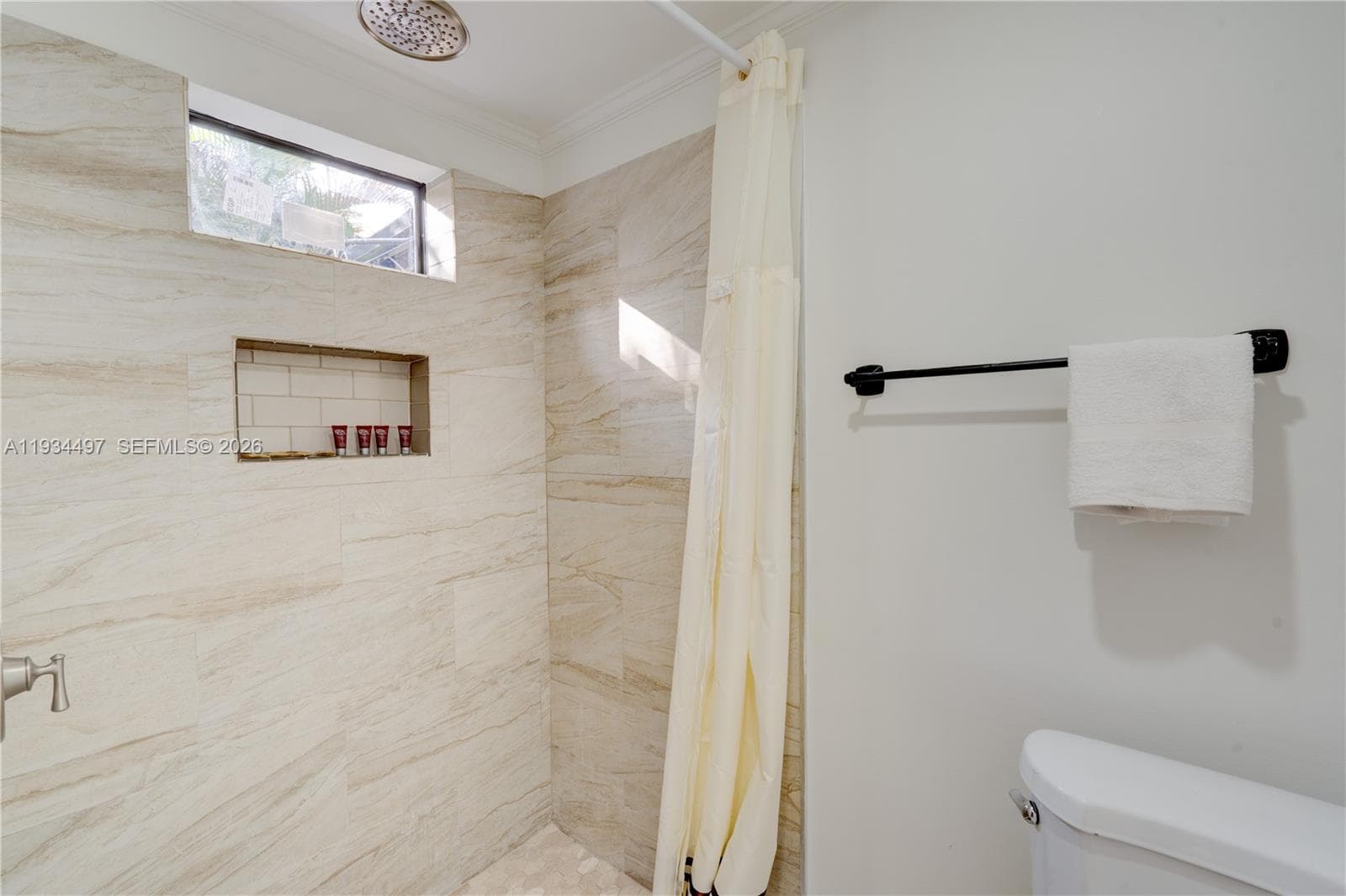 347 NE 110th St, Miami FL 33161 photo 4