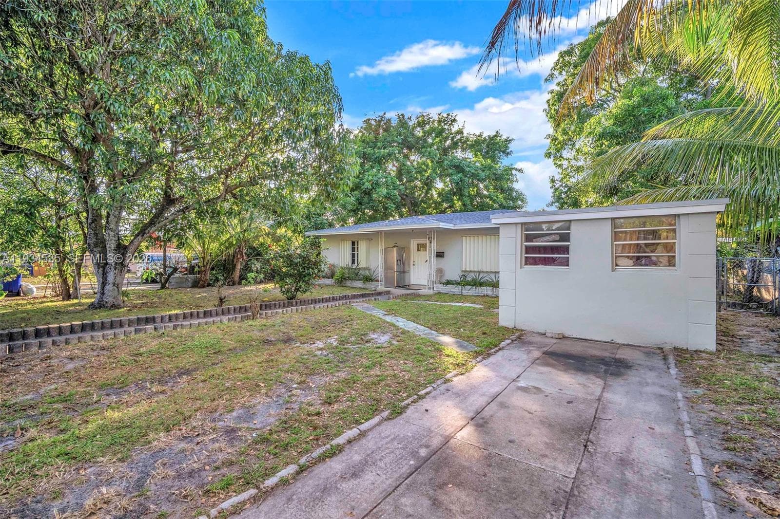 16234 NE 9th Ct, North Miami Beach FL 33162