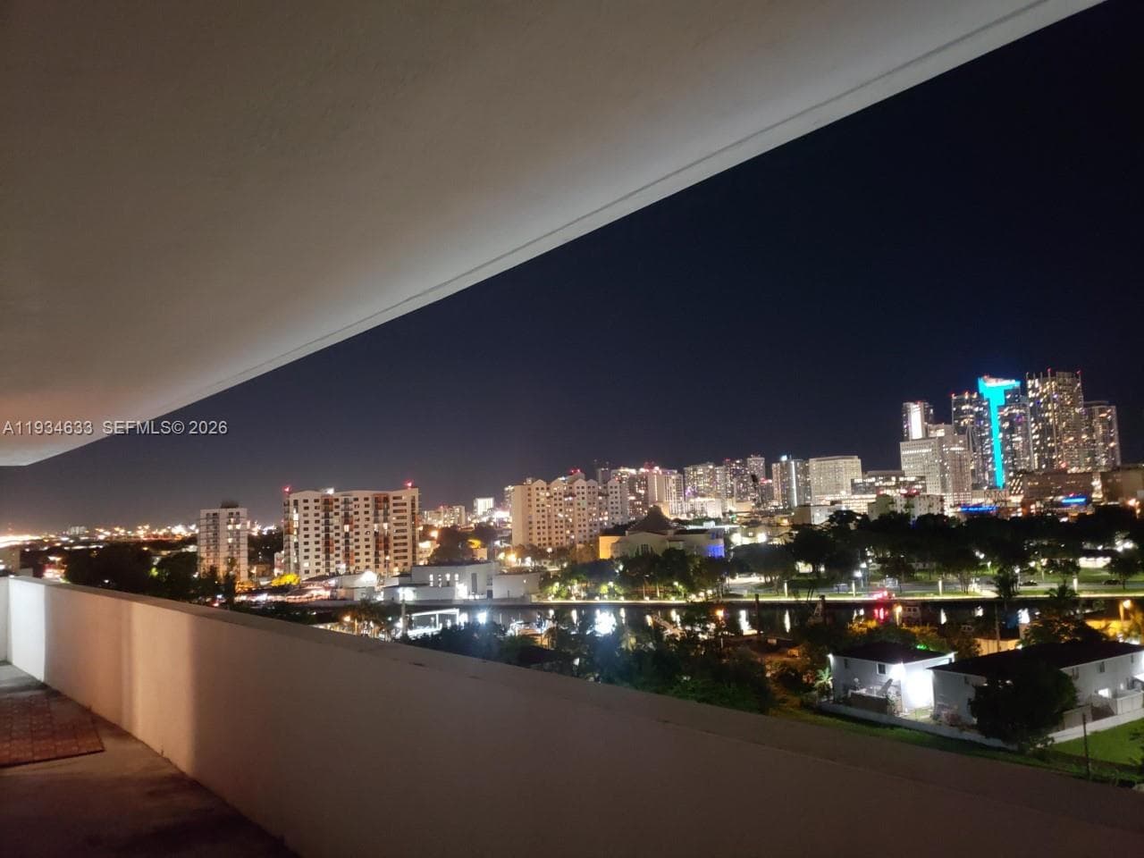 36 NW 6th Ave # 906, Miami FL 33128 photo 2
