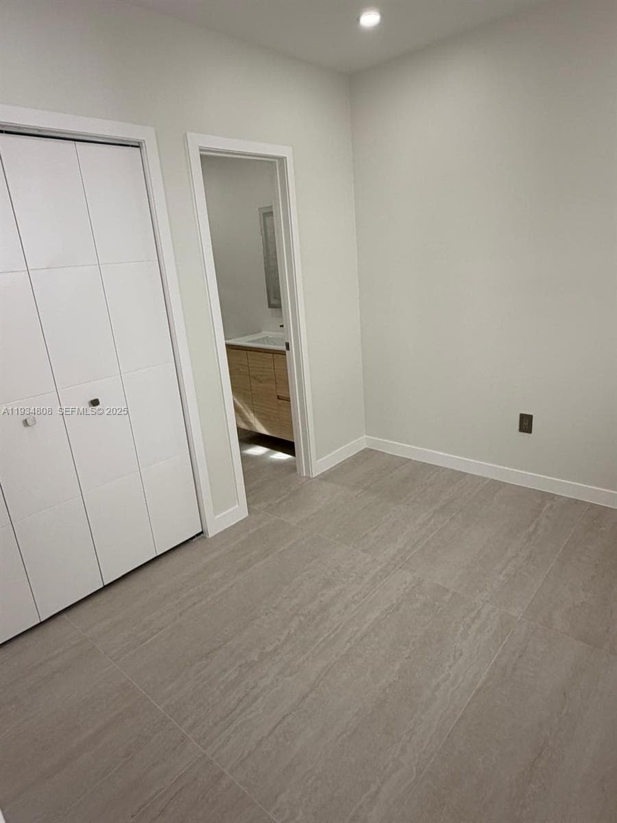 2436 SW 7th St # 12, Miami, FL 33135 photo 3