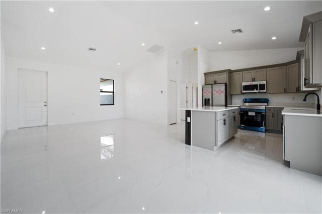 1213 NW 22nd Place, Cape Coral FL 33993 photo 5