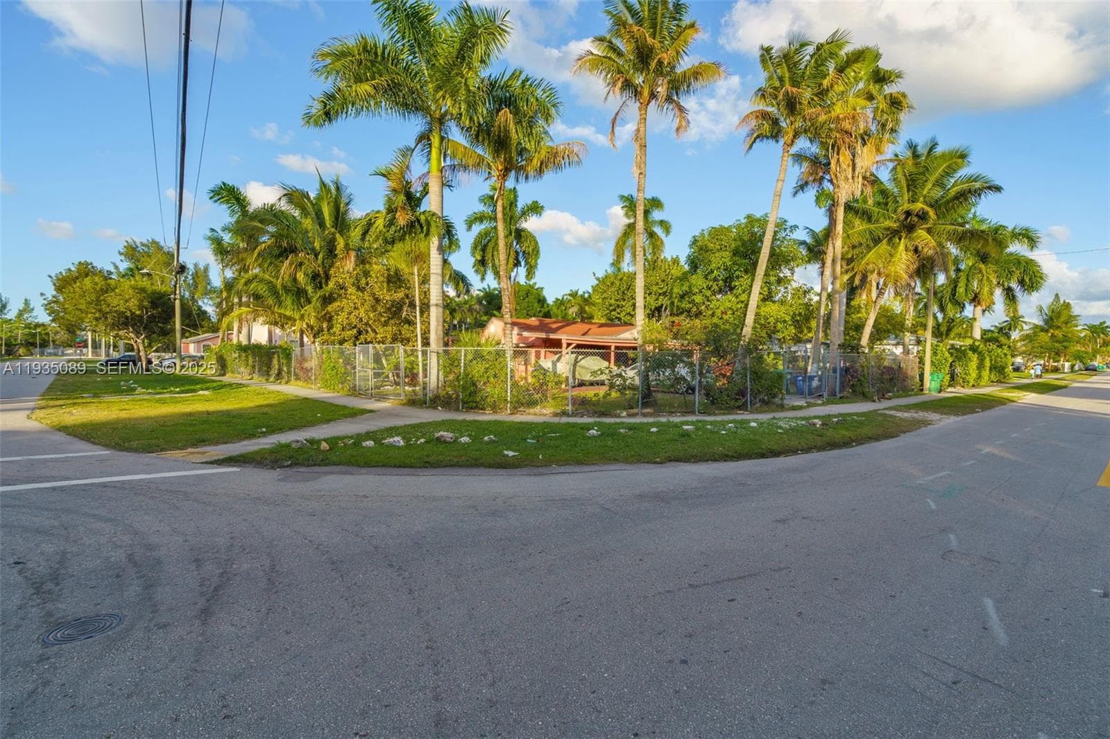 191 NW 83rd St, Miami FL 33150