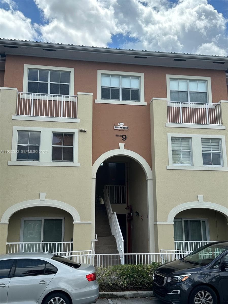 10800 NW 88th Ter # 213, Doral FL 33178 photo 3