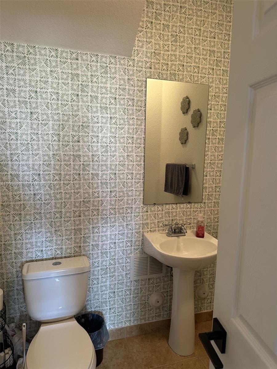 10800 NW 88th Ter # 213, Doral FL 33178 photo 5