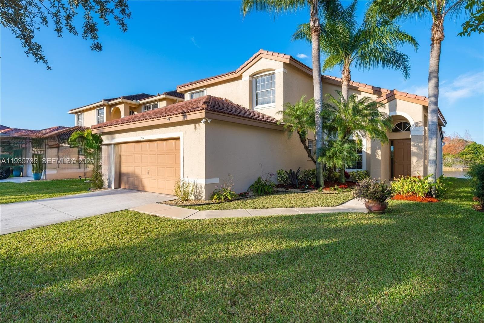 2824 SW 183rd Ave, Miramar FL 33029 photo 2