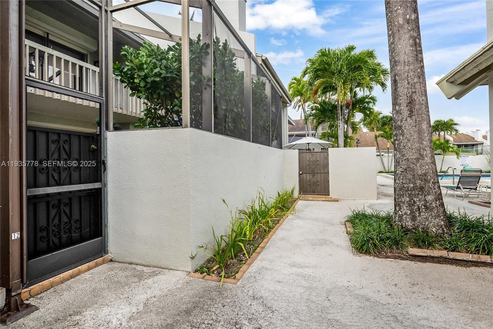 7075 SW 67th Ave # 14, South Miami FL 33143 photo 4