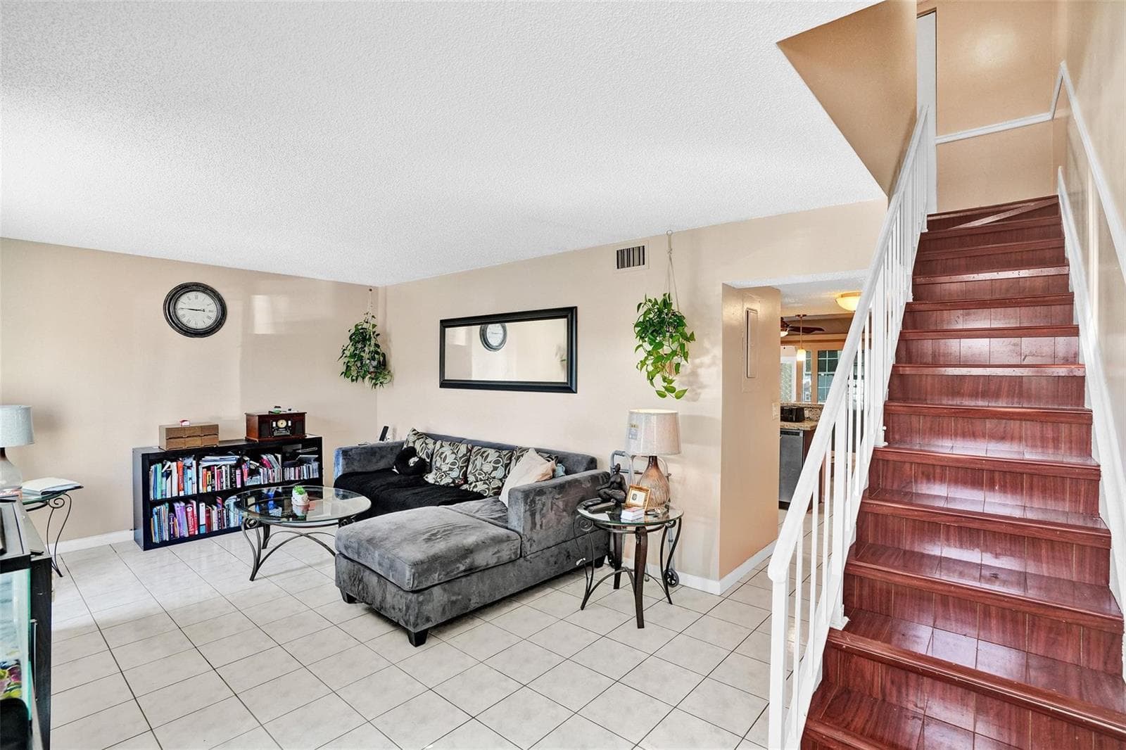 8081 NW 11th Street, Margate FL 33063