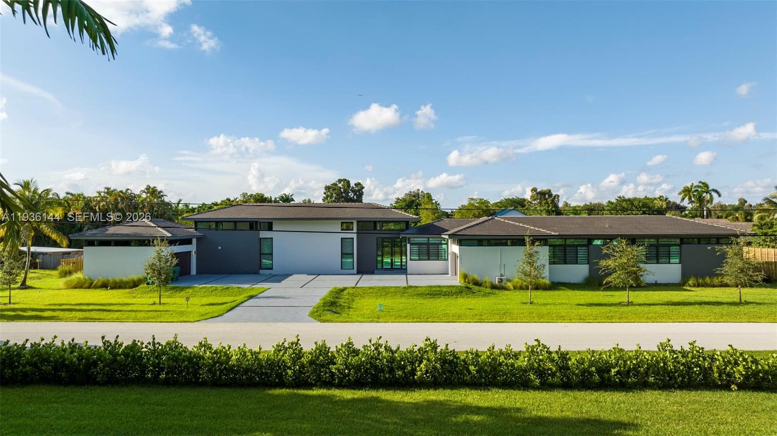 11911 NW 2nd St, Plantation FL 33325 photo 4