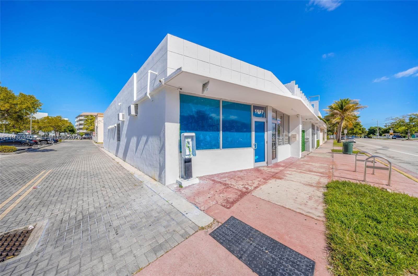 1975 71st St, Miami Beach FL 33141 photo 2