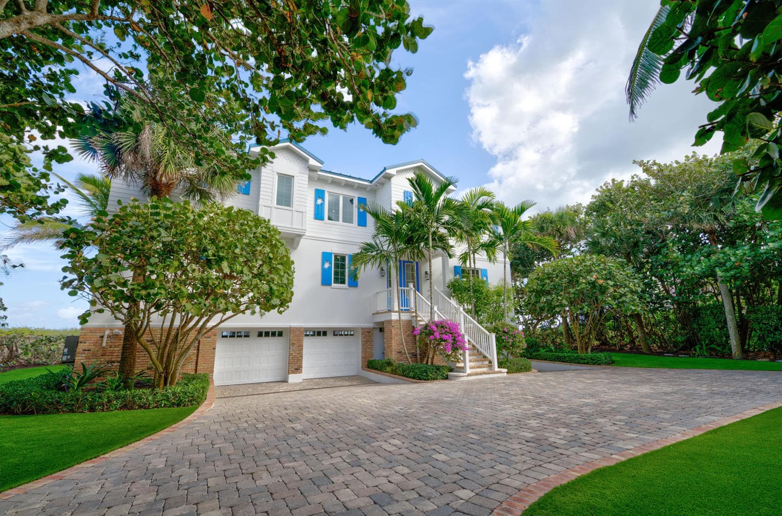 113 N Beach Road, Jupiter Island FL 33455 photo 2
