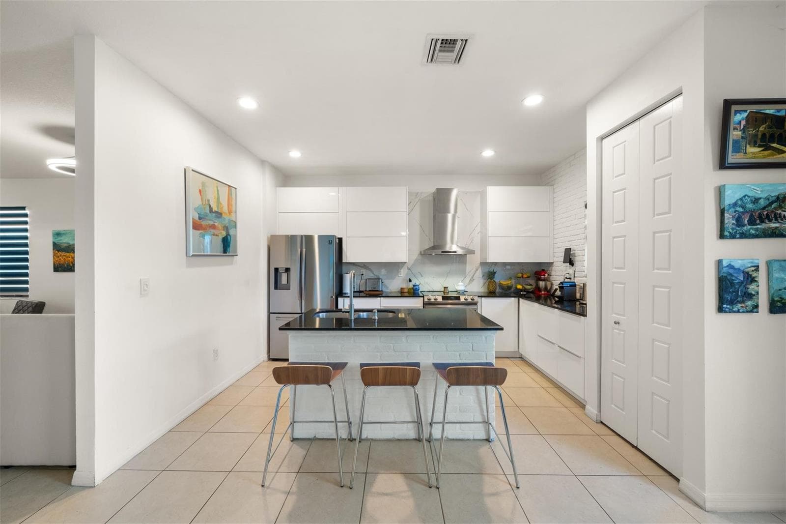 631 NE 191st Terrace, Miami FL 33179 photo 4