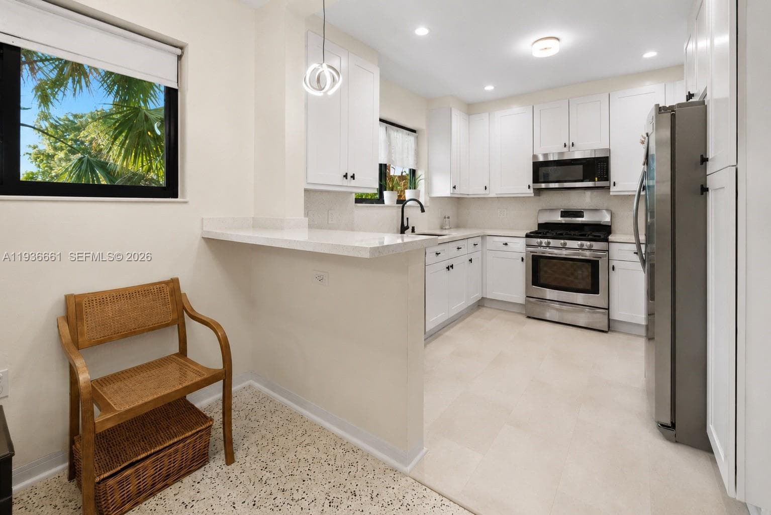 7517 Cutlass Ave, North Bay Village FL 33141 photo 5