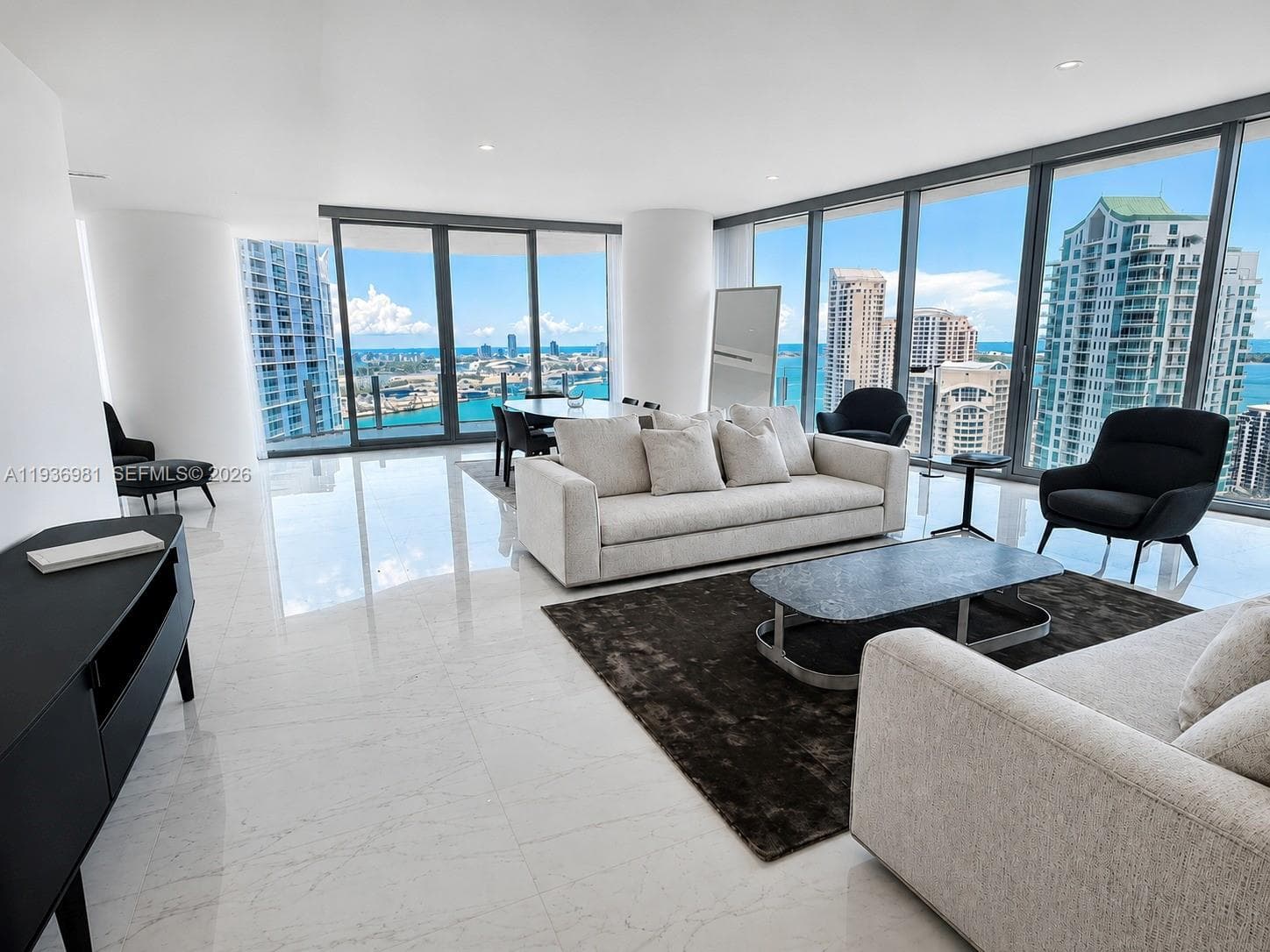 300 Biscayne Blvd Way # 3201, Miami FL 33130 photo 2