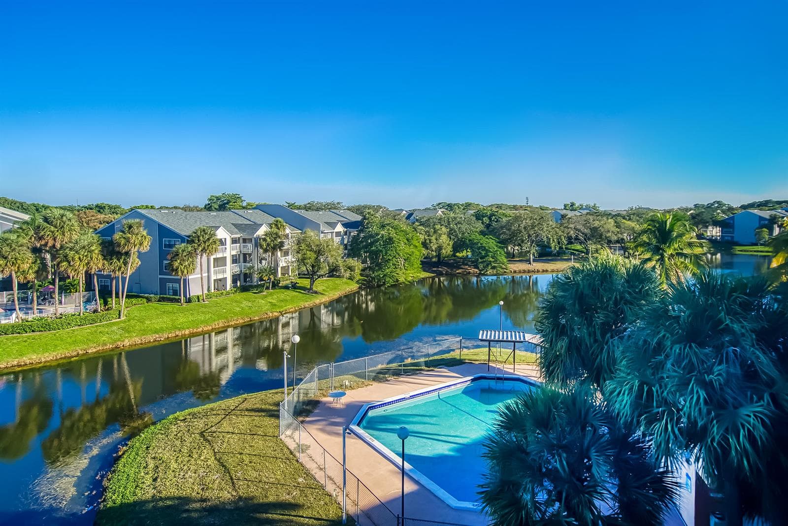 8030 Hampton Boulevard # 502, North Lauderdale FL 33068 photo 4
