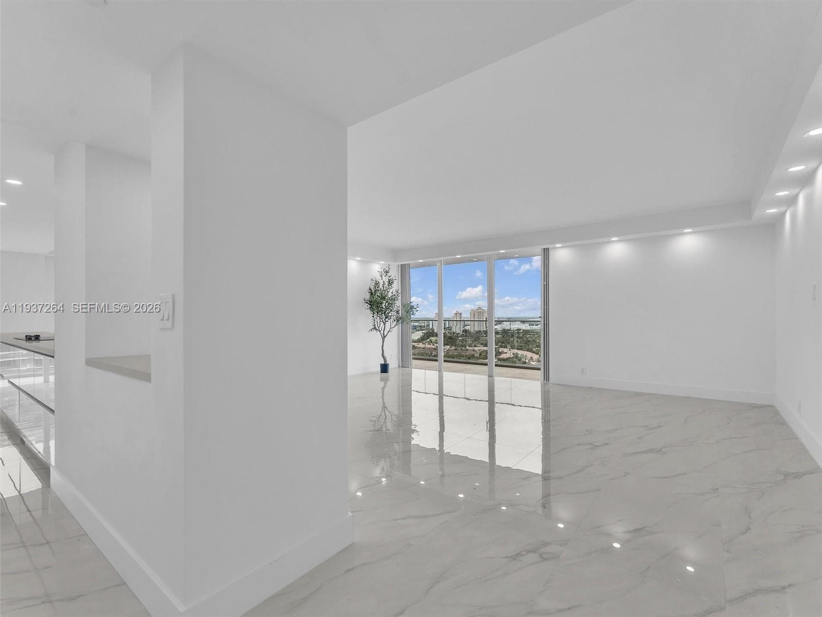 19707 Turnberry way # 25D, Aventura FL 33180 photo 5