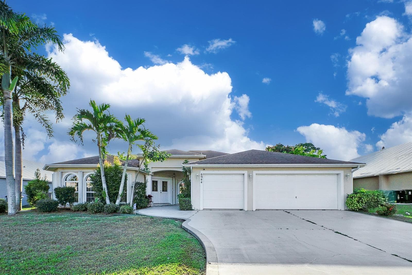 6944 NW Daffodil Lane, Port St. Lucie FL 34983 photo 2