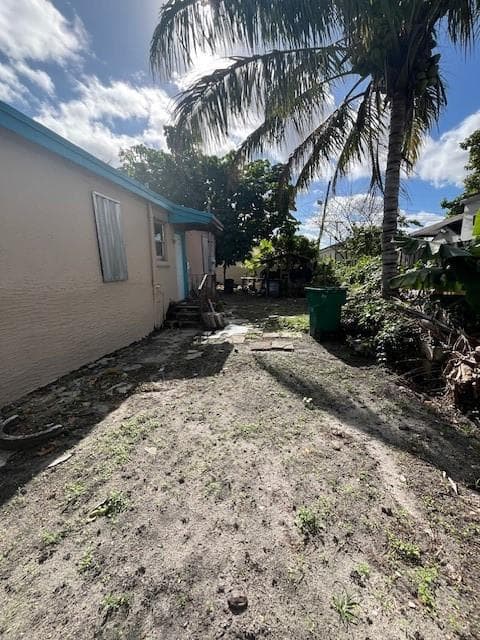 2956 NW 49th Street, Miami FL 33142 photo 2