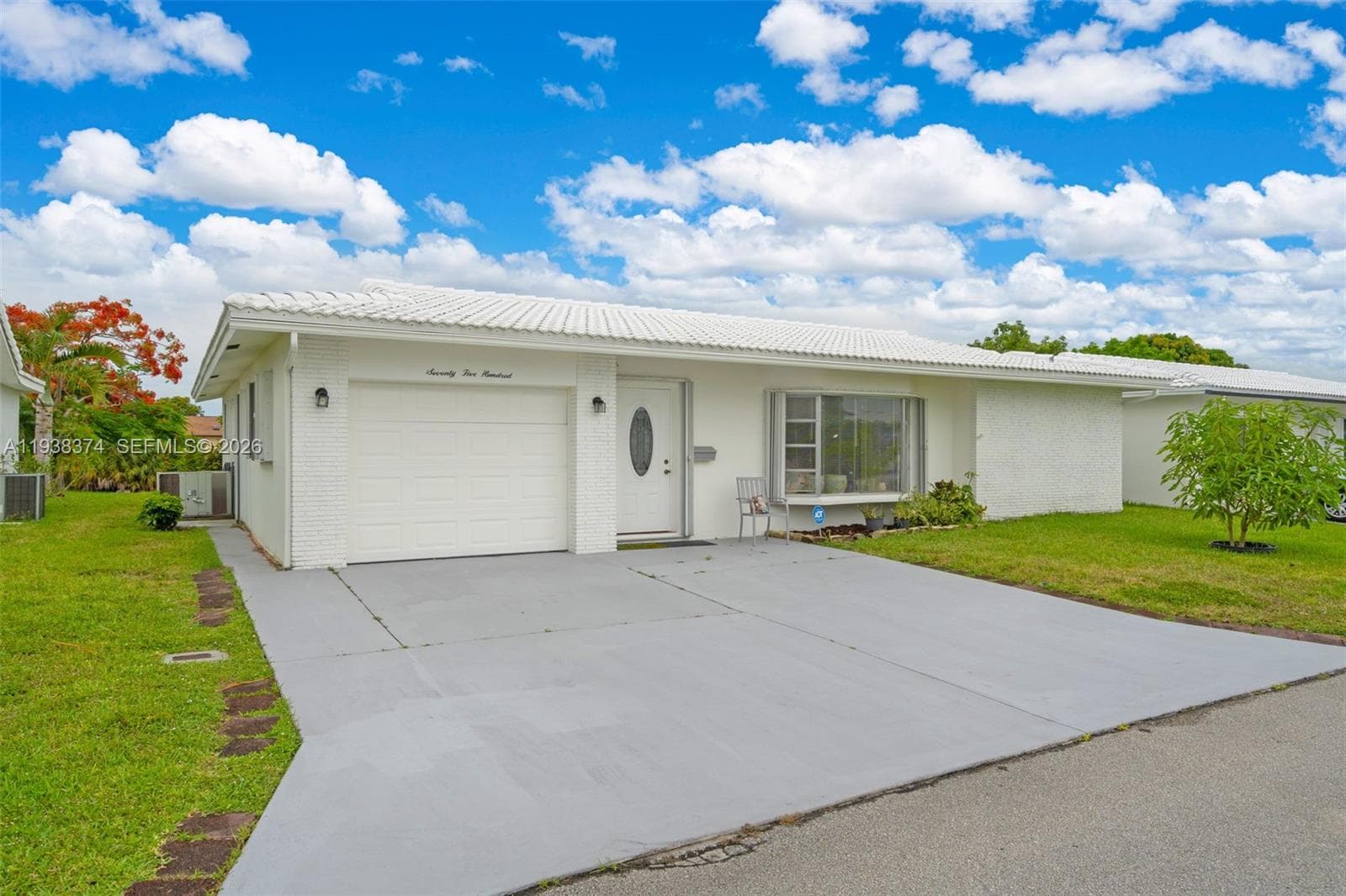 7500 NW 66th Ter, Tamarac FL 33321 photo 2
